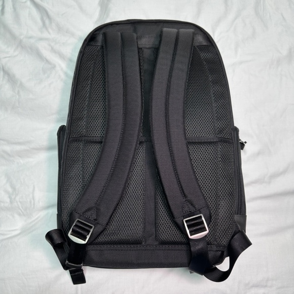 Brigg's & Riley Medium Cargo Backpack - Picture 3 of 15